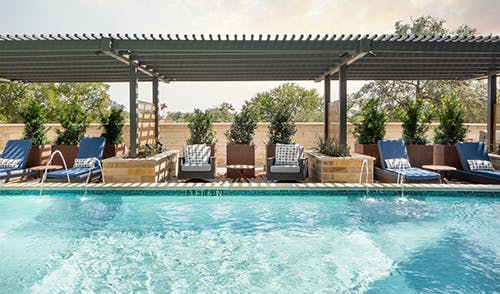 Apartments with pools San Antonio
